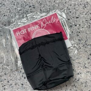 NWT Black Thirty-One Can Koozie